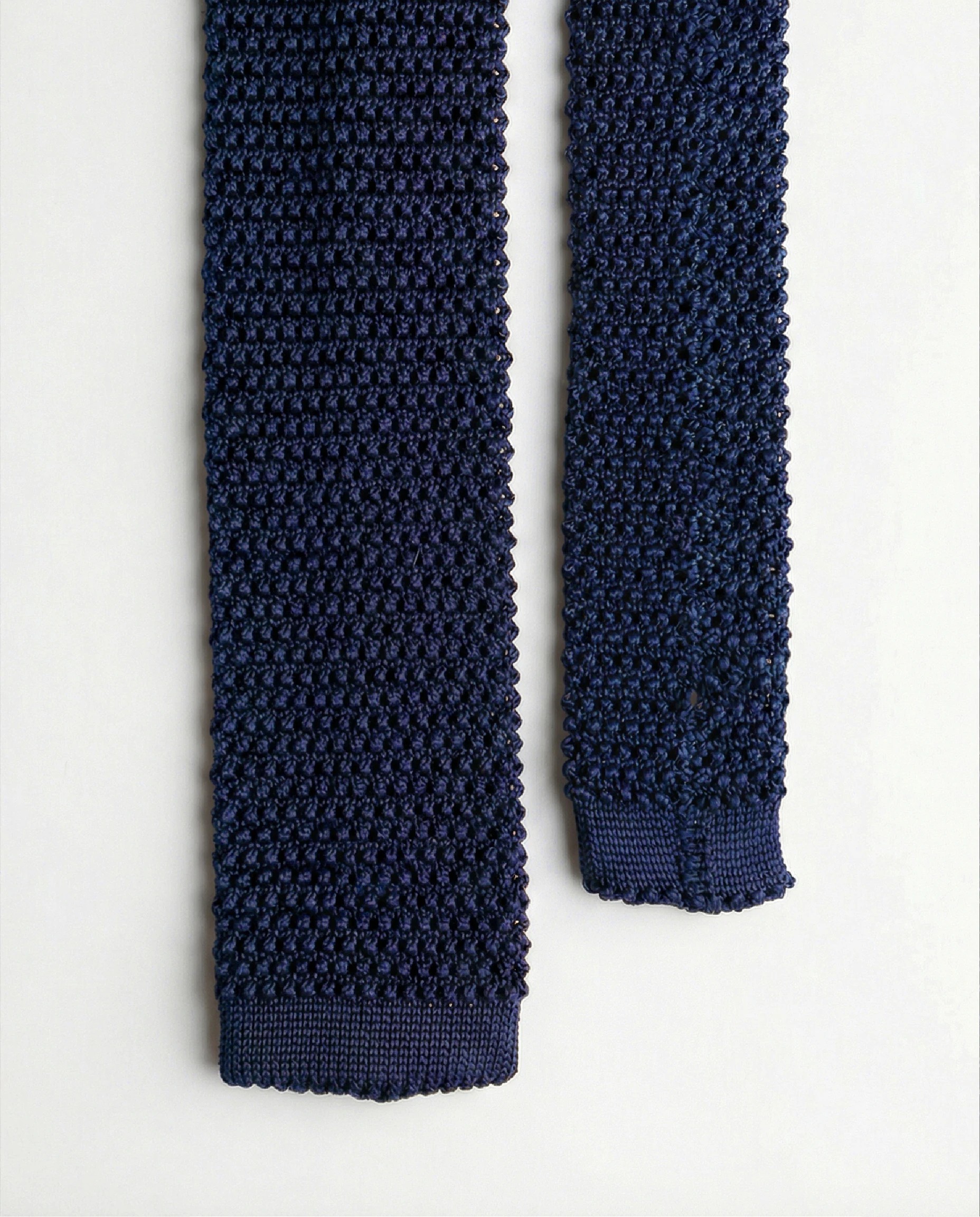 CRAVATE EN TRICOT DE SOIE
