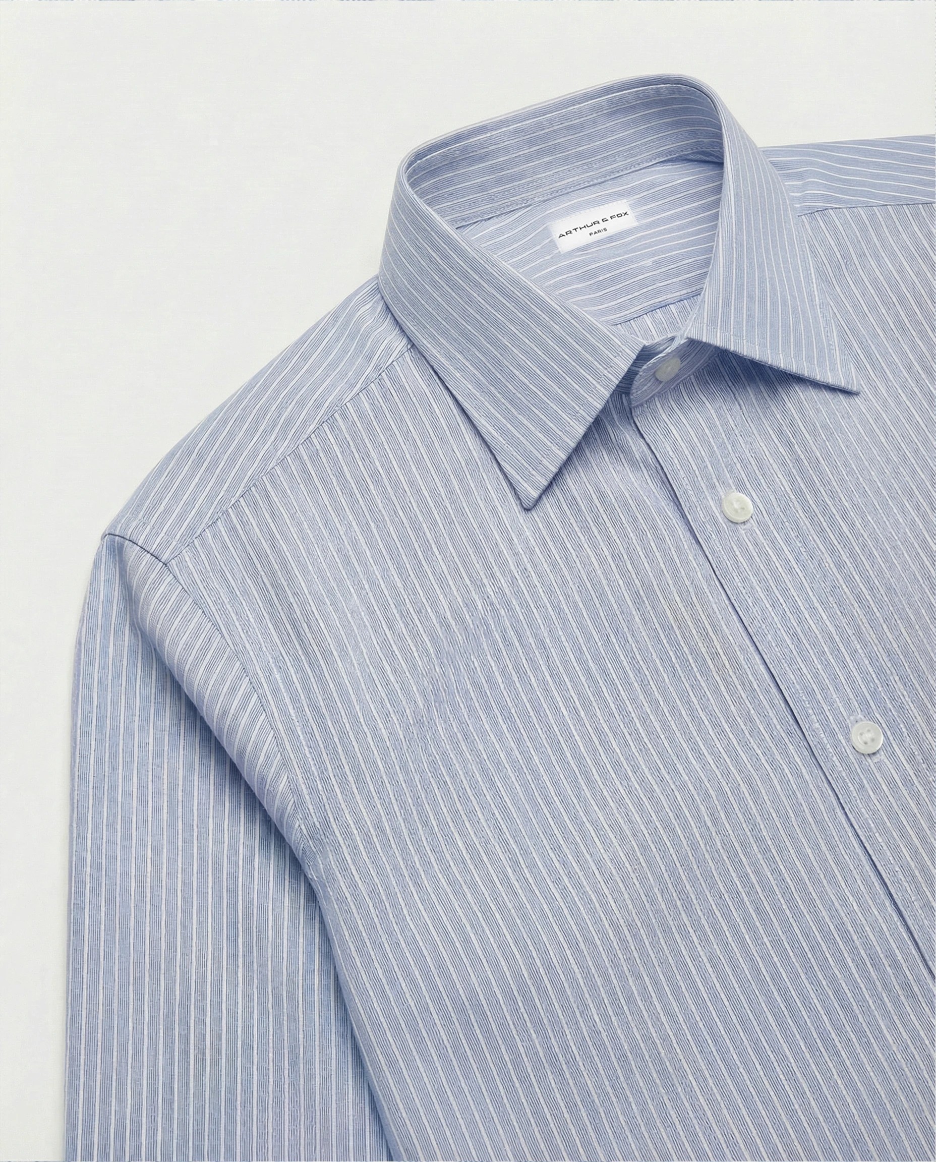 CHEMISE CLASSIQUE À COL FRANÇAIS EN POPELINE DE COTON